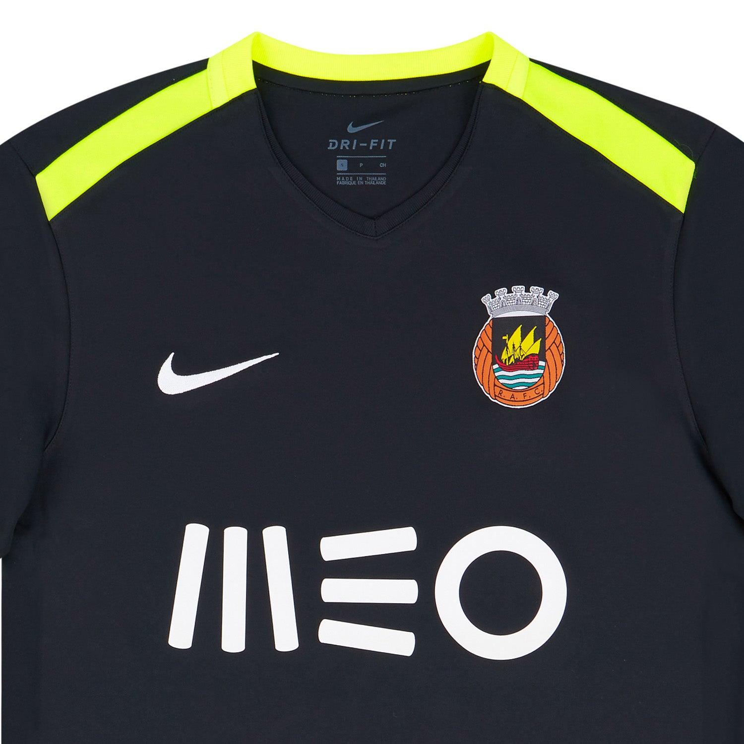 2018-19 Rio Ave Away Shirt S